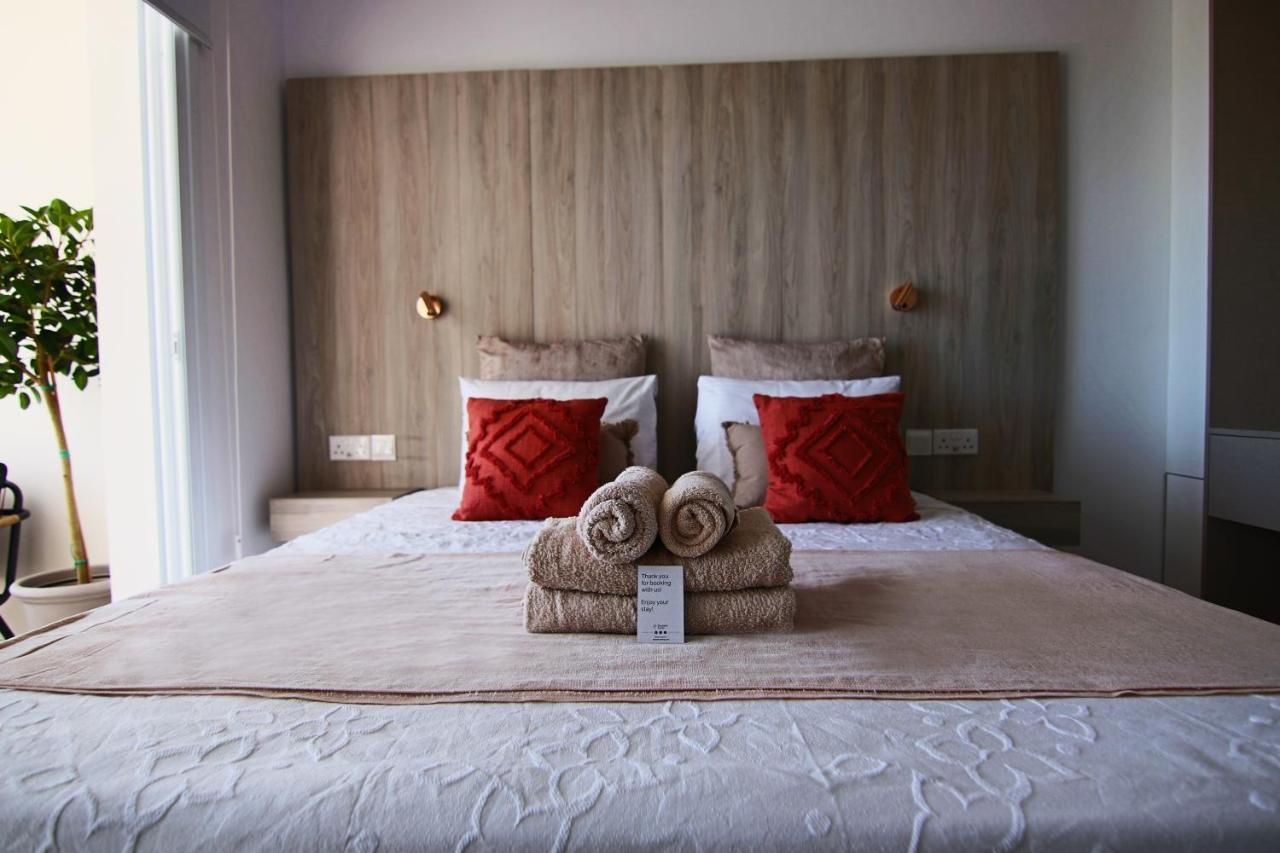 Phaedrus Living: Seaview Luxury Flat Limnaria 151 Paphos Exterior foto